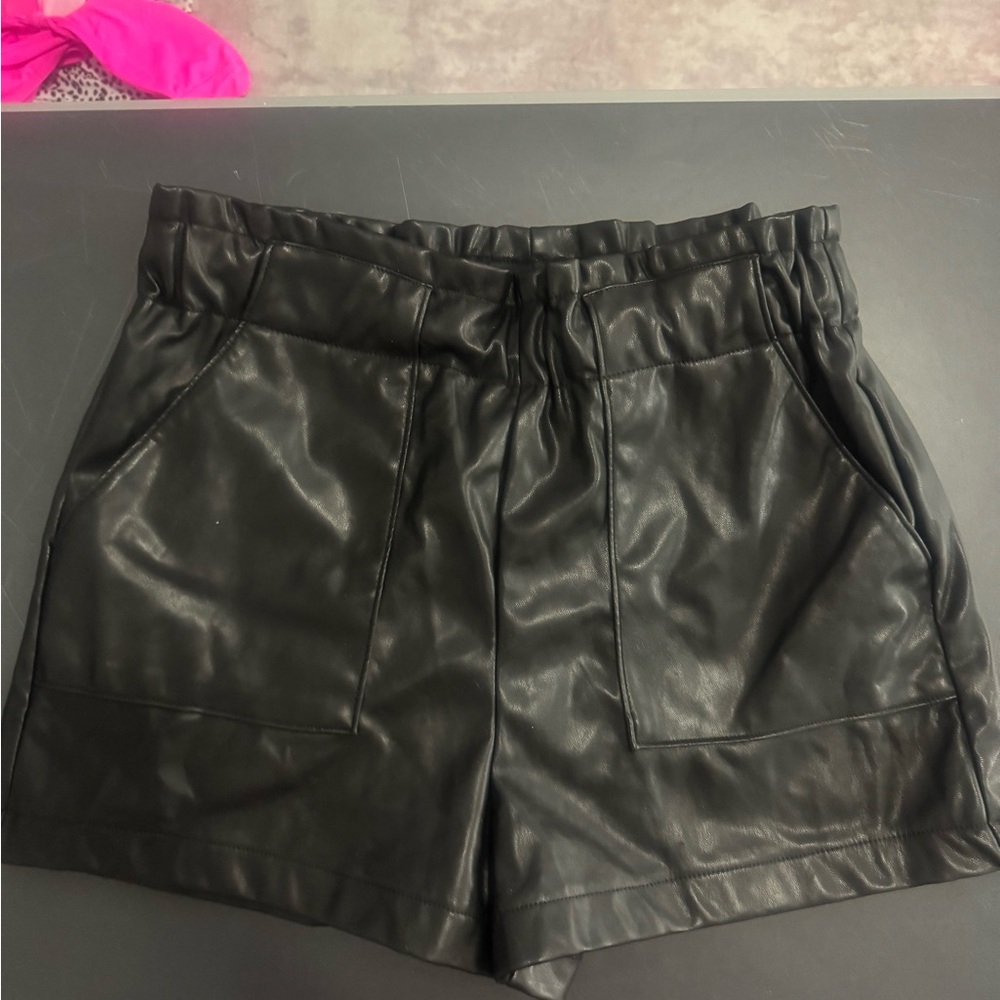 CI Sono Black Faux Leather Women Shorts